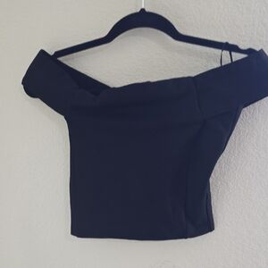 Alythea Off-Shoulder Black Crop Top